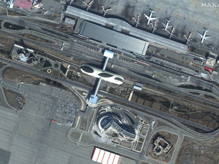 مطار طهران الفضائي بعد فيروس كورونا