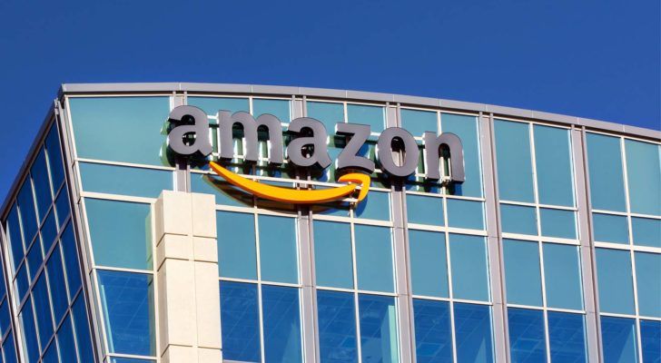 مواجهة سوق الأسهم: Shopify مقابل Amazon Stock